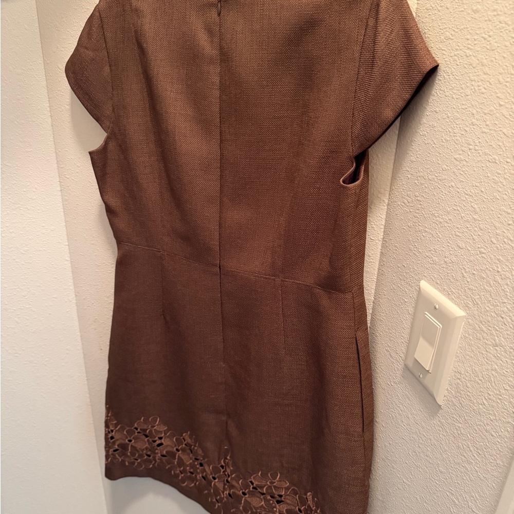 Elie Tahari Brown Dress with Lace Detail